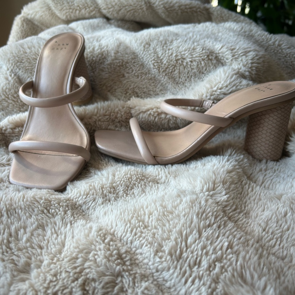 Elegant Beige Women's Heels